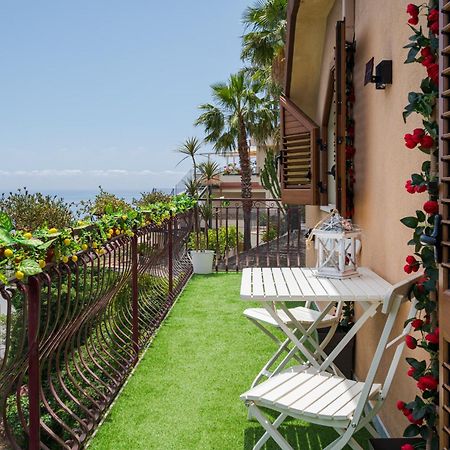 Apartamento La Goccia Sul Mare Letojanni Exterior foto